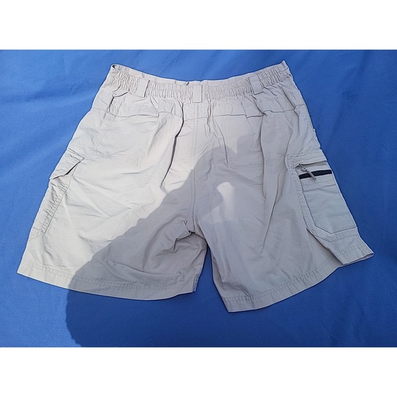 REEL LEGENDS Men's Size Large Beige Nylon Performance Shorts Cargo Fishing - Picture 9 of 12